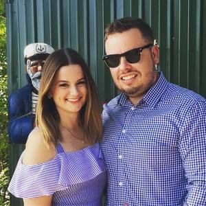 Meet your Posher, Carter